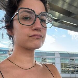 Meet your Posher, Christiana